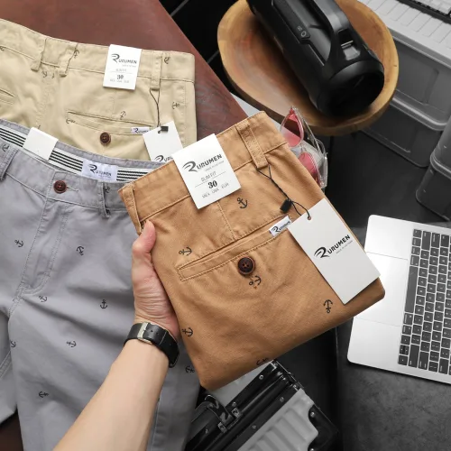 Quần Short Kaki Nam Cao Cấp In Logo Mũi Neo