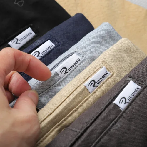 Quần Short Kaki Nam Co Giãn Rurumen In Hoạ Tiết Nhí