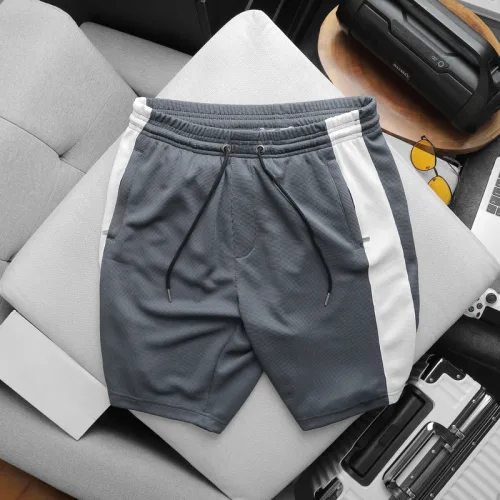 Quần Short Thun Nam Phối Sọc Màu Túi Kéo