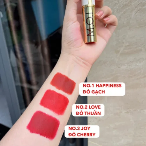 Son môi Love M.O.I màu vàng, bộ 3 màu, quy cách không hộp