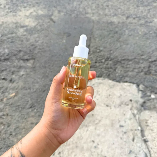Sodium Hyaluronate là điểm nhấn của công thức dưỡng ẩm — Serum Aqua Moisturizing Smoothing Sicawhite