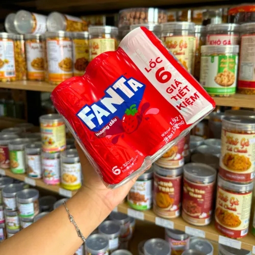 Set 6 Lon Nước Ngọt Fanta Hương Dâu Dạng Lon (320ml/Lon)