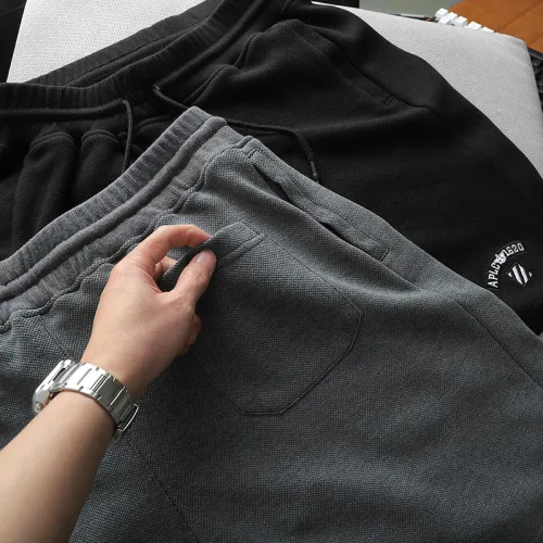 Set Bộ Nam Áo Cổ Tròn Phối Màu Thêu Chữ Trước Ngực & Quần Short Thêu Nổi Logo Chữ Có Big Size