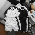 Set Bộ Nam Áo Thun Cổ Tròn Phối Sọc Vai Áo Và Thêu Chữ Pack Trước Ngực + Quần Short Thun Nam Phối Sọc Hai Bên Quần Có Big Size