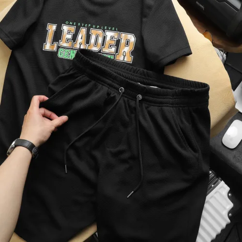 Set Bộ Nam Quần Short Áo Cổ Tròn In Chữ Leader
