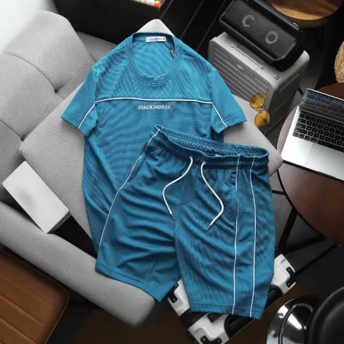 Set Bộ Nam - Quần Short Nam Phối Sọc 2 Bên Và Áo Thun Nam Cổ Tròn Phối Sọc Thêu Chữ Packhorse Trước Ngực (Size Từ M Đến XXL)
