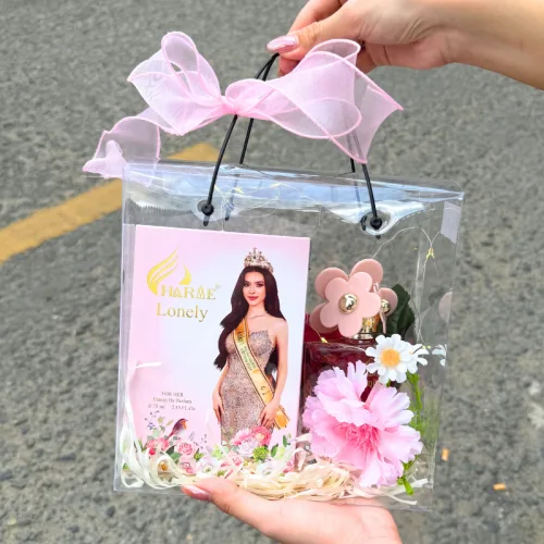 Set Giỏ Quà Tặng Nước Hoa Charme Lonely Mùi Nữ 75ml phù hợp để tham khảo khi chọn Quà tặng 20/10