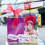 Set Giỏ Quà Tặng Nước Hoa Nữ Charme Love Mademoiselle 100ml - Túi Trong Vuông Có Đèn Đom Đóm Lót Giấy Rơm Thắt Nơ Xinh Xắn Nhiều Màu