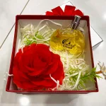 Set Hộp Quà Tặng Nước Hoa Nữ Charme Chance Vàng 30ml - Hộp Hoa Rơm Nhiều Màu