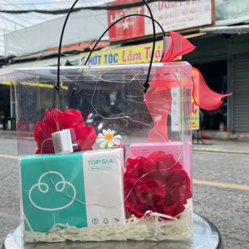 Phân phối set Hộp Quà Tặng Nước Hoa Nữ Charme Sì 25ml - Túi Trong Vuông Có Đèn Đom Đóm Lót Giấy Rơm Thắt Nơ Xinh Xắn Nhiều Màu