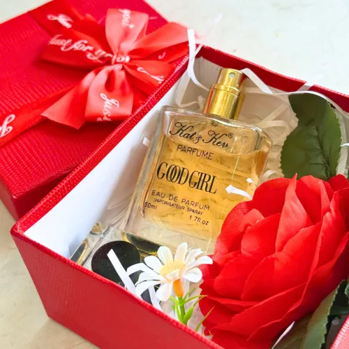 Sỉ set Hộp Quà Tặng Nước Hoa Nữ Kat Kev Parfume Good Girl 50ml - Hộp Hoa Rơm Nhiều Màu