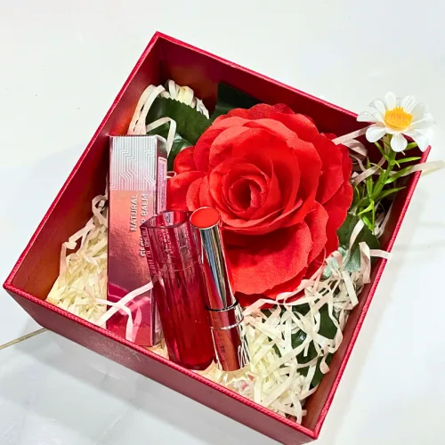 Phân phối set Hộp Quà Tặng Son Dưỡng Ẩm Môi Hàn Quốc Embisu Natural Glow Lip Balm - Hộp Hoa Rơm Nhiều Màu