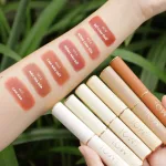 Set Hộp Quà Tặng Son Thỏi Cao Cấp Love MOI Phiên Bản Giới Hạn Có 6 Màu - Hộp Hoa Rơm Nhiều Màu