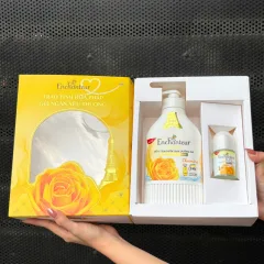 Set Quà Tặng Cao Cấp Enchanteur Deluxe Hương Nước Hoa Pháp + Lăn Khử Mùi (Set Màu Vàng)