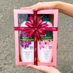 Set Quà Tặng Combo 2 Chai Sữa Tắm Palmolive Naturals 500g