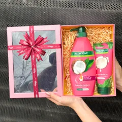 Set Quà Tặng Dầu Gội & Dầu Xả Palmolive Naturals Intensive Moisture Sữa Dừa (Set Màu Hồng)