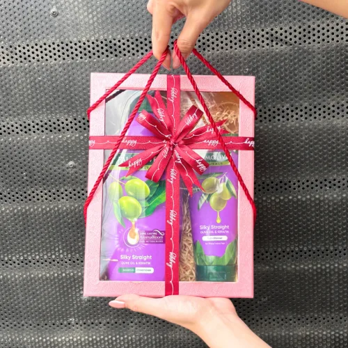 Sỉ set Quà Tặng Dầu Gội & Dầu Xả Palmolive Naturals Silky Straight (Set Màu Tím)
