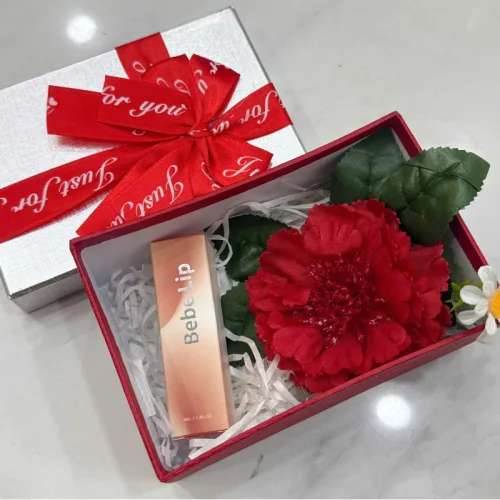 Set Quà Tặng Son Môi Bebe Lip Màu Đỏ Cam - Son Môi Kem Bóng Lì Bebe Lip Chính Hãng - Hộp Chữ Nhật Nhỏ Hoa Rơm Nhiều Màu