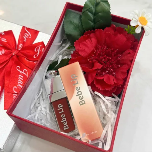 Set Quà Tặng Son Môi Bebe Lip Màu Đỏ Cam - Son Môi Kem Bóng Lì Bebe Lip Chính Hãng - Hộp Chữ Nhật Nhỏ Hoa Rơm Nhiều Màu
