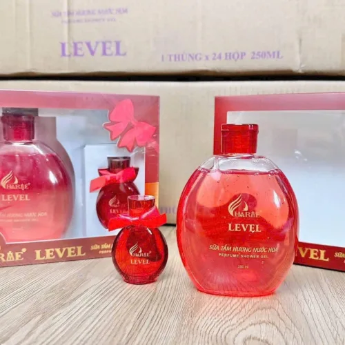 Phân phối set Quà Tặng Sữa Tắm Nước Hoa Charme Level 250ml + Nước Hoa Charme Level