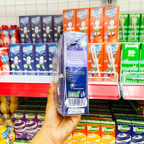 Sữa Chua Uống FRISTI Hương Việt Quất Lốc 4 Hộp (180ml/Hộp)