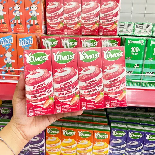 Sữa Chua Uống Yomost Vị Dâu Lốc 4 Hộp (170ml/Hộp) – một lựa chọn đáng tham khảo trong Yomost
