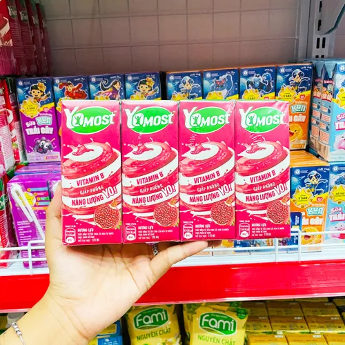 Khám phá Sữa Chua Uống Yomost Vị Lựu Lốc 4 Hộp (170ml/Hộp) thuộc nhóm Yomost