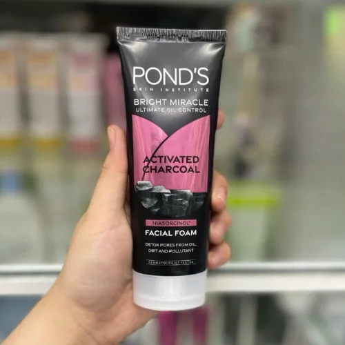 Sữa Rửa Mặt Pond's Skin Institute Activated Charcoal Màu Đen 100g