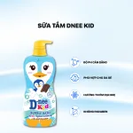 Sữa tắm gội D-nee Kids hình chim cánh cụt màu xanh dương 400ml