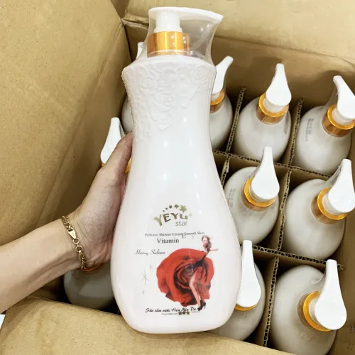 Sữa tắm nước hoa Yeyu Star Salome Vitamin E, chai vòi nhấn 1000ml