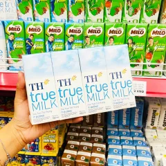 Sữa Tươi Tiệt Trùng Ít Đường TH True Milk Lốc 4 Hộp Lớn (180ml/Hộp)