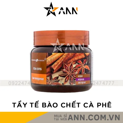3. Quan sát hạt scrub và massage nhẹ