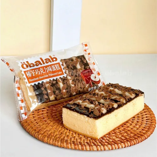 Thùng 28 Cái Bánh Bánh Bông Lan Phủ Hạt Phỉ Obalab Vị Socola 68g/Cái
