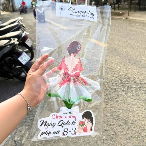 Túi Trrong Suốt Dài Tặng Kèm Chữ 8/3 Xinh Xắn
