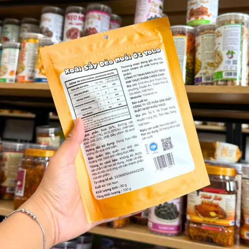 Xoài Sấy Dẻo Muối Ớt Thương Hiệu YOLO - Gói 100g