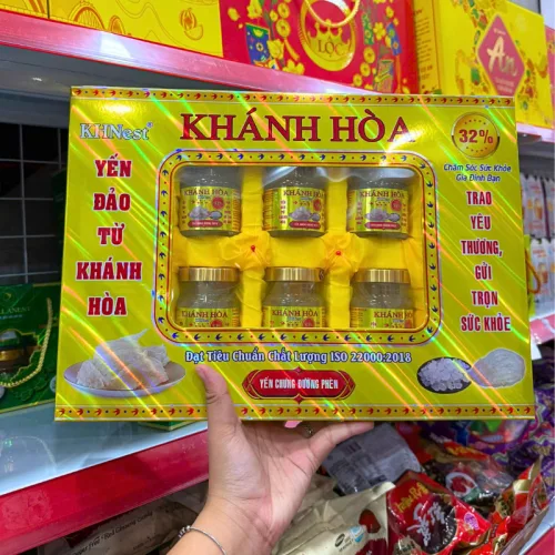 Chọn yến sào theo dạng chai hay hũ