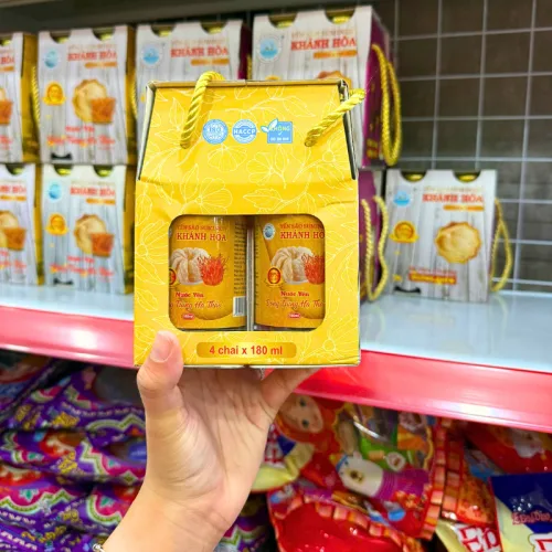 Lốc 4 chai 180ml Yến Sào Suminest Khánh Hòa Đông Trùng Hạ Thảo 35%