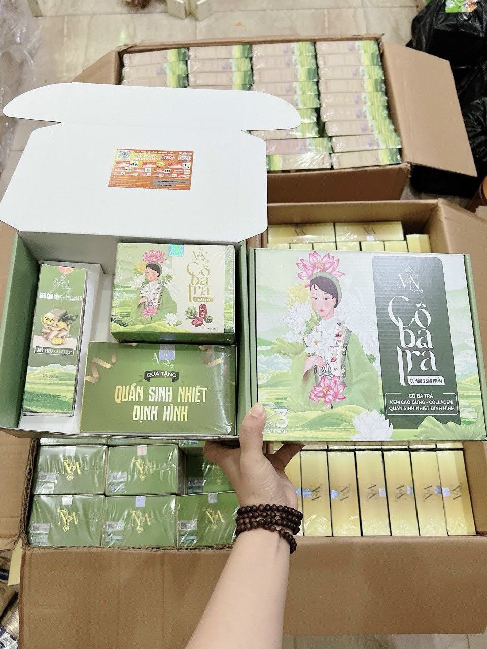Mua combo của trà Cô Ba như này tặng thẻ cào trúng thưởng