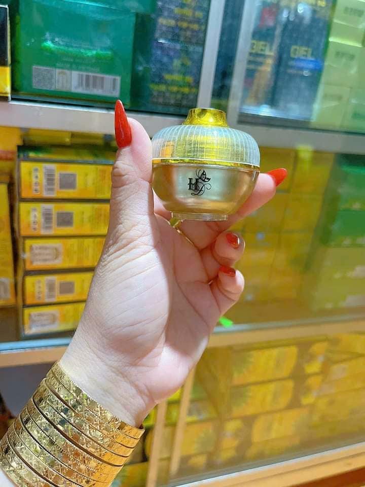 Kem Face Chuyên Mụn Trắng Da Huỳnh Đỗ