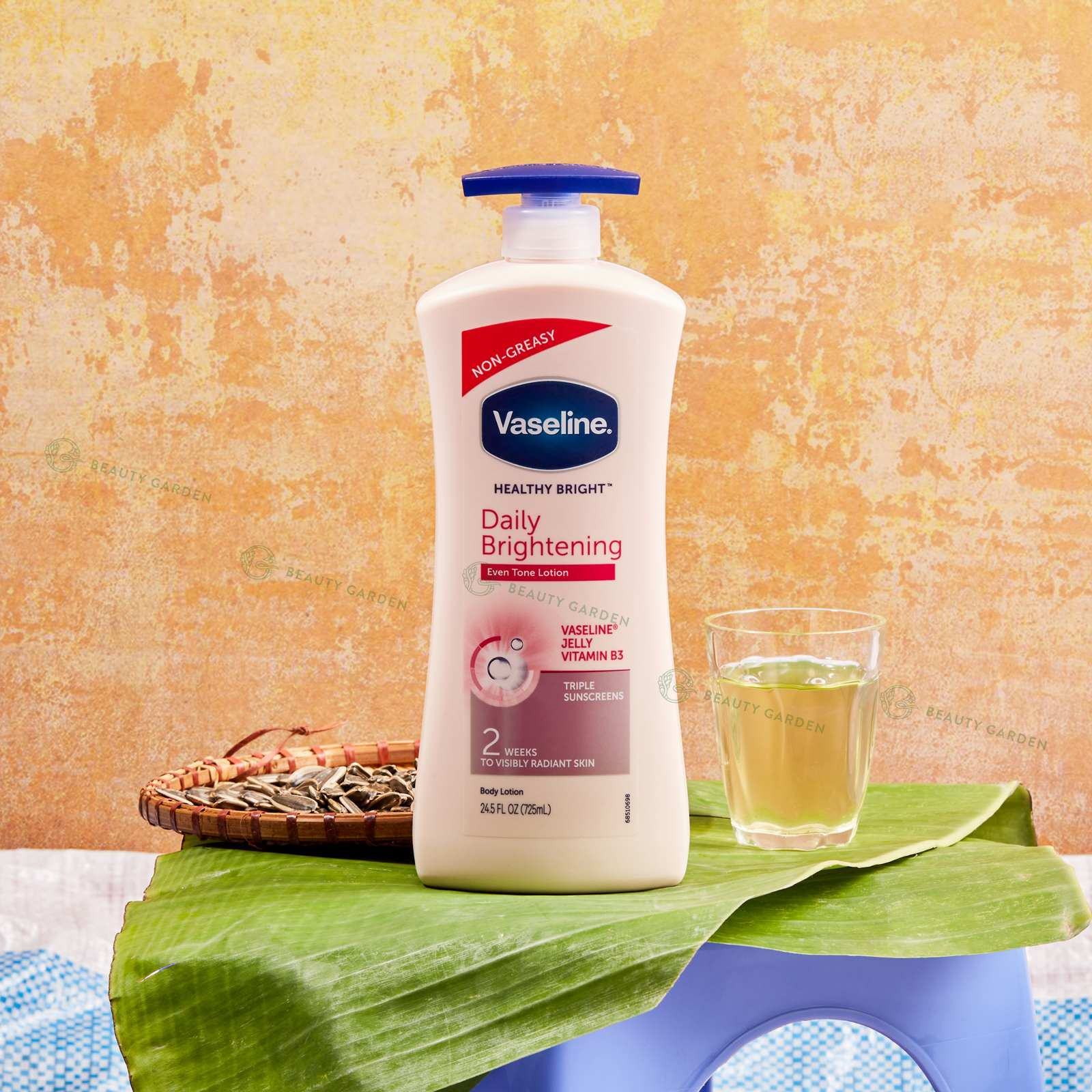 Sữa Dưỡng Thể Vaseline Body Lotion 725ml