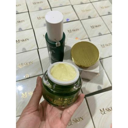 Combo Cao Mụn Sâm Vàng MQ Skin chính hãng