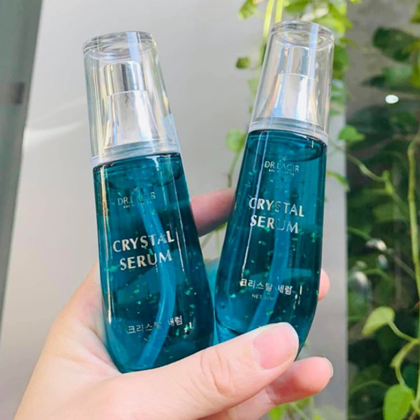 Serum tinh thể vàng Dr.Lacir với kết cấu từ các siêu vi chất hỗ trợ giúp da trắng sáng