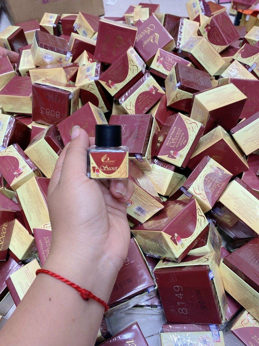 Nước hoa vùng kín Charme Secret