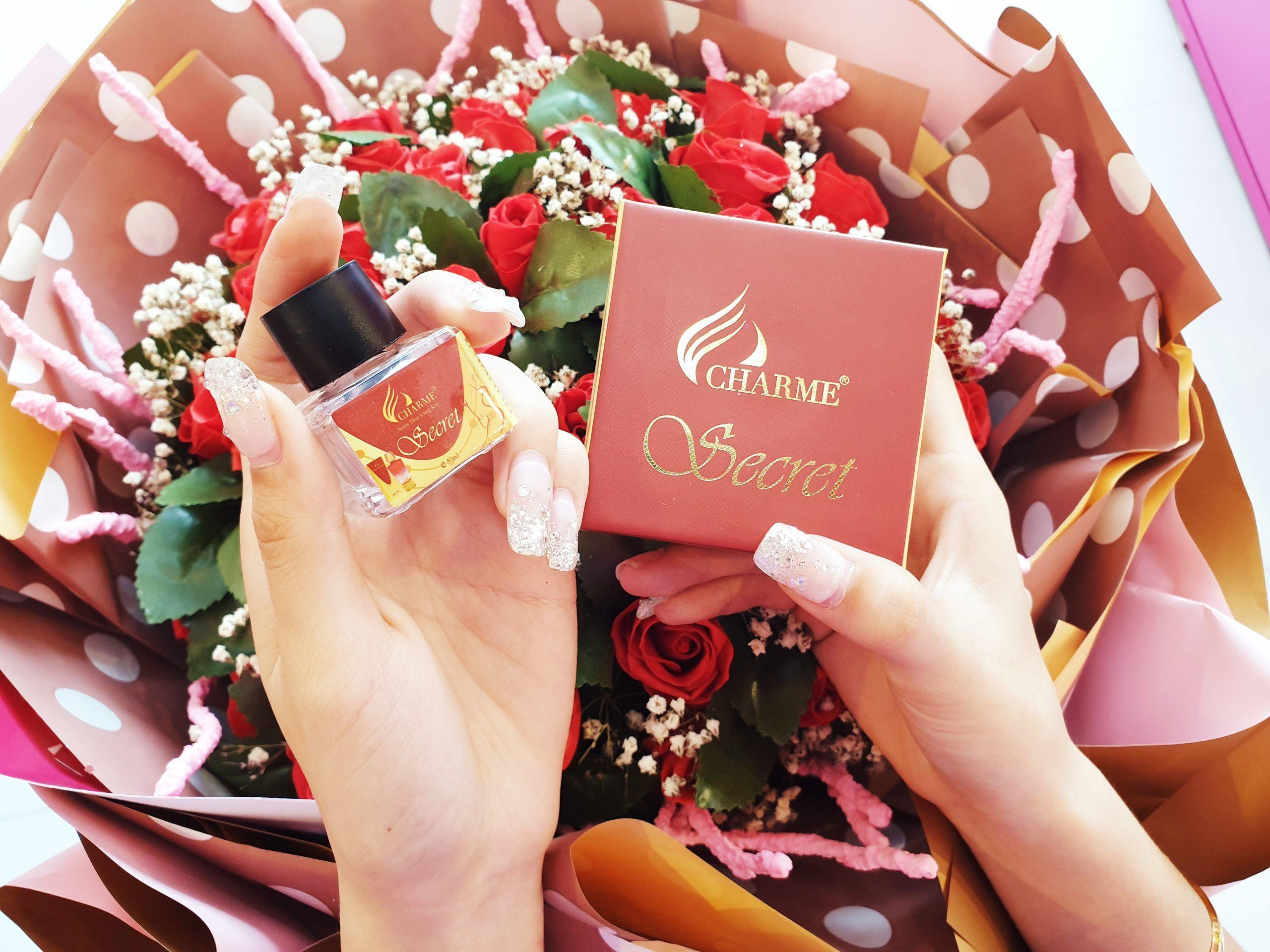 Nước hoa vùng kín Charme Secret