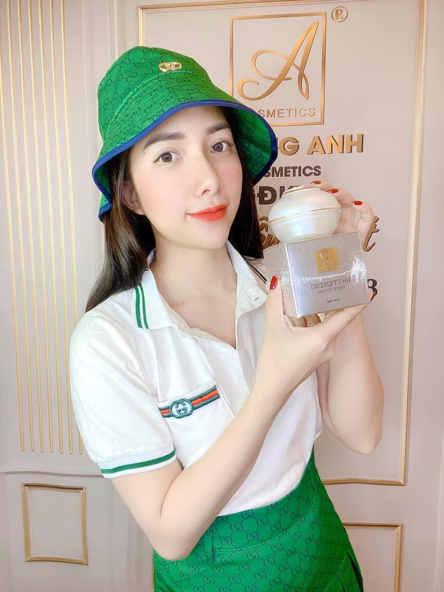 Sử dụng kem face pháp A Cosmetics bí quyết để có làn da bóng mịn