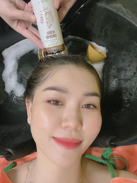 DẦU GỘI CAO THẢO DƯỢC NHÀ ONAYA !