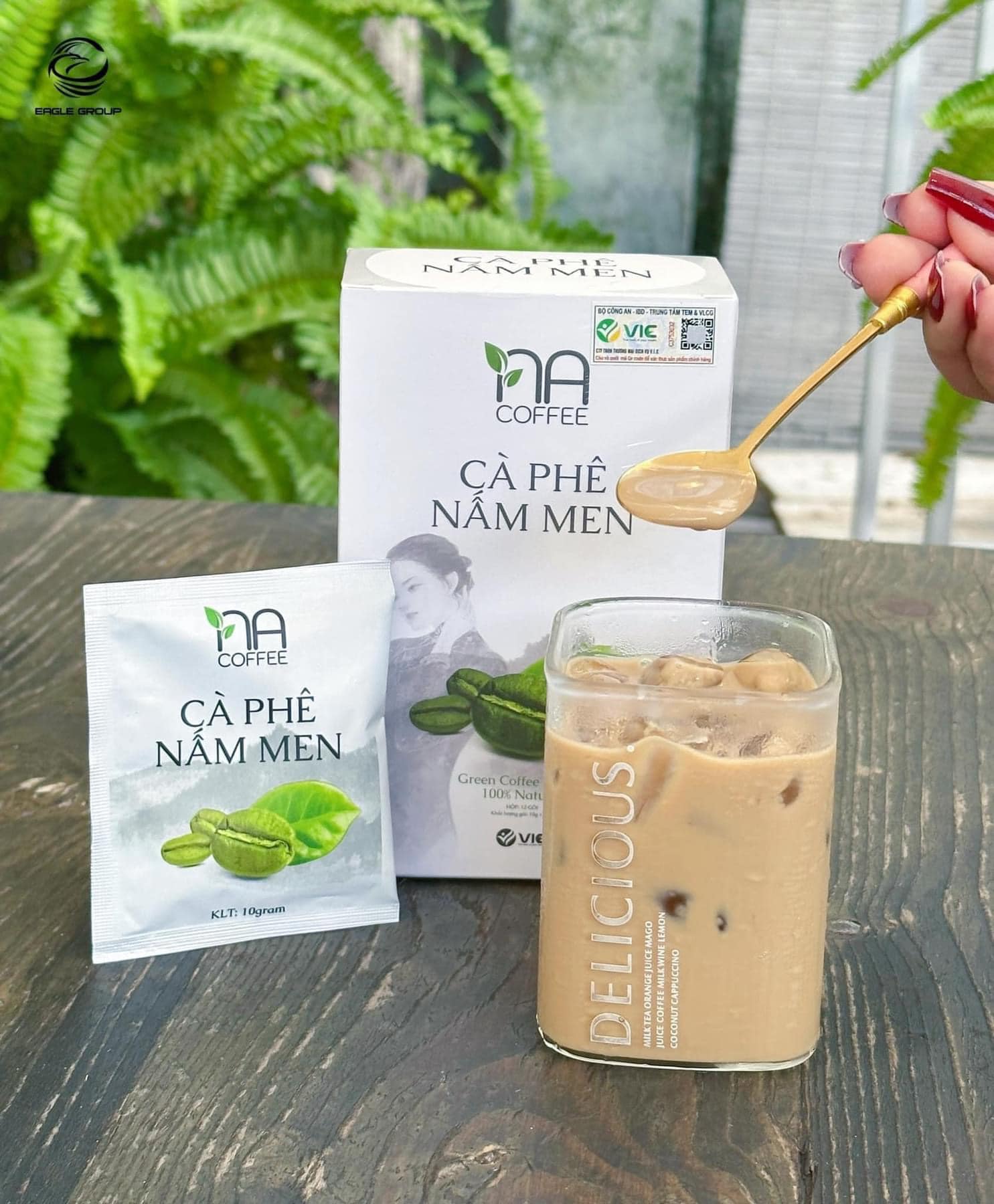 Lúc nhỏ mê sữa khi trưởng thành thích bia về già thích trà còn khi vấp ngã hoặc gặp khó khăn Thích Cà Phê