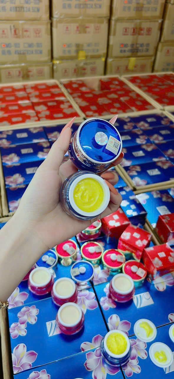 Sẵn số lượng tem vuông điện tử nha
