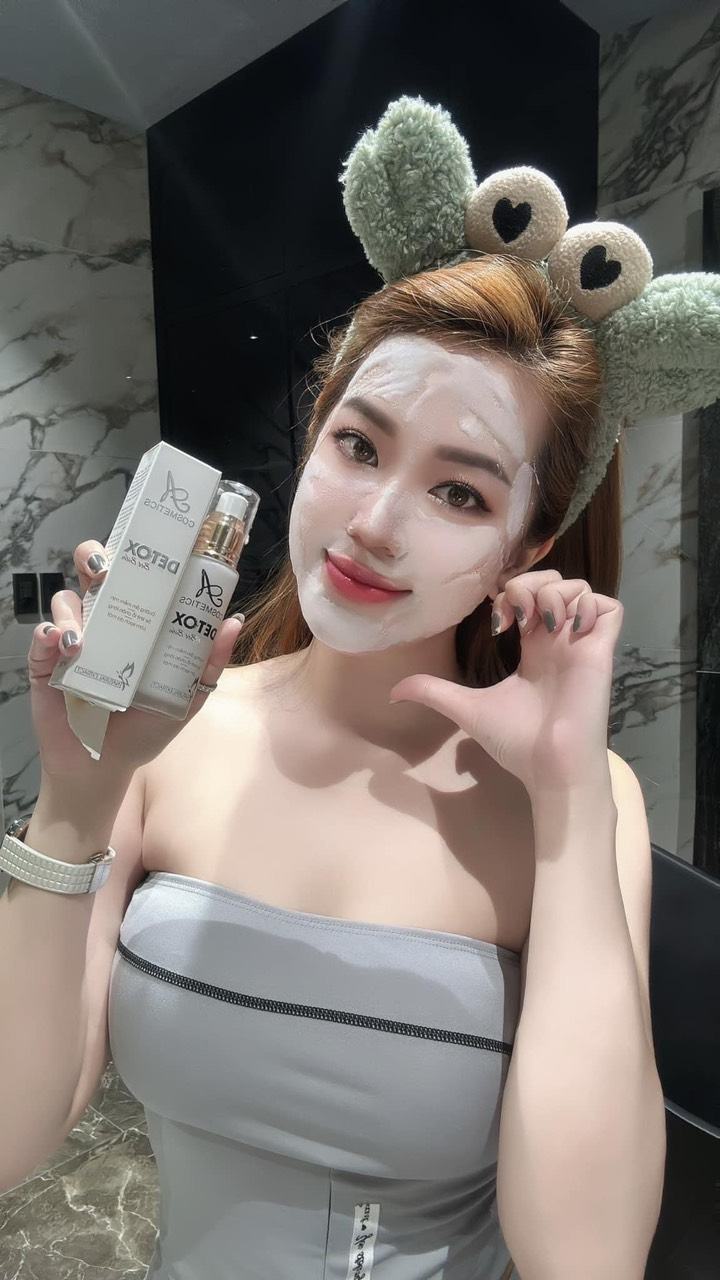 Bán em detox này 5 năm thì Phương Anh sài chắc cả 1.000 chai
