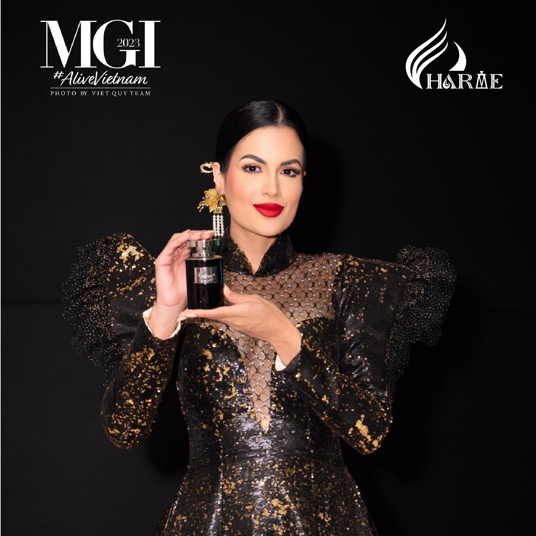 Không chỉ là một chai nước hoa Charme Luxury còn là biểu tượng của sự quyền lực và nam tính